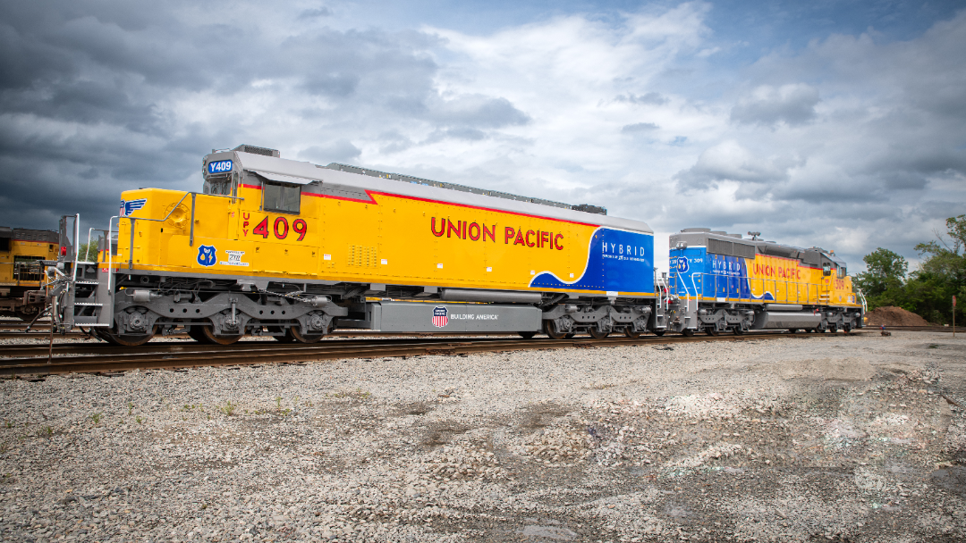 UP-ZTR-Hybrid Loco
